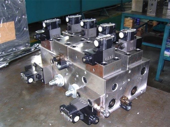 液压系统及液压油缸维修