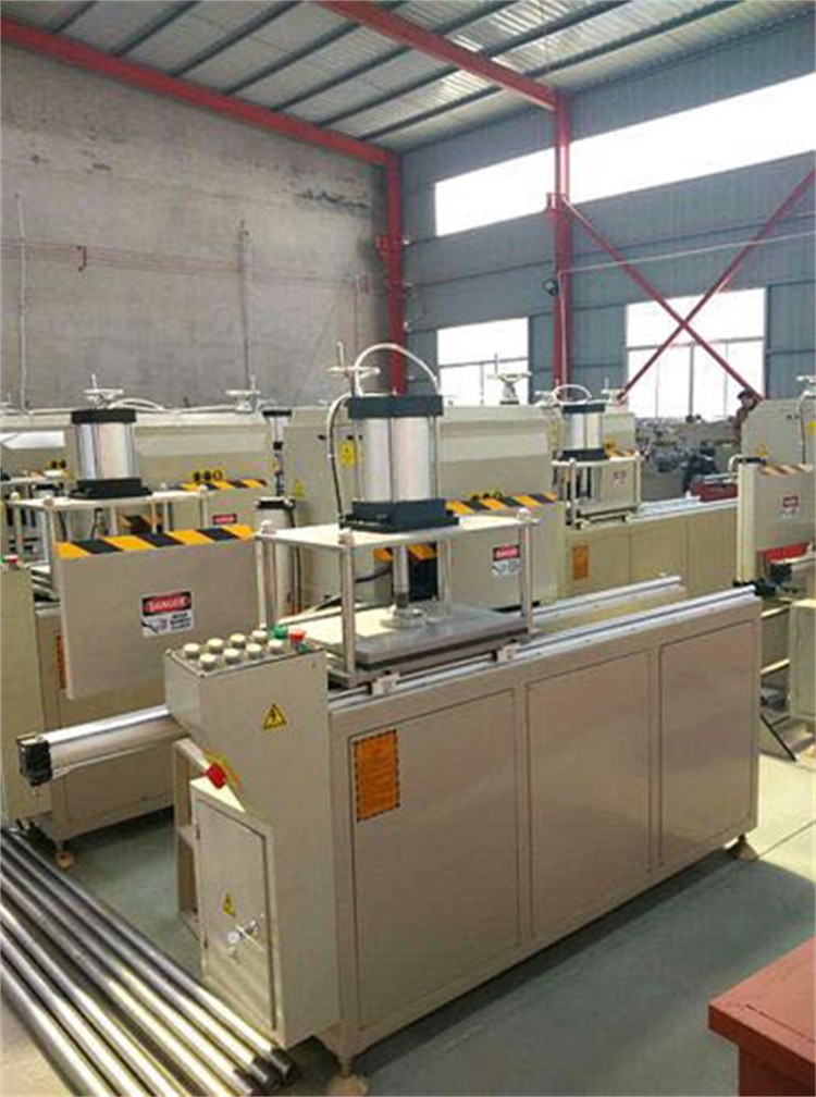 气压传动设备及装置