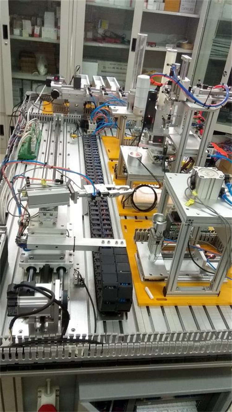 气压传动设备及装置