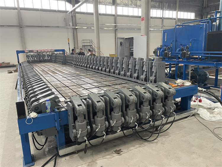 板式换热器板片自动压实液压控制系统